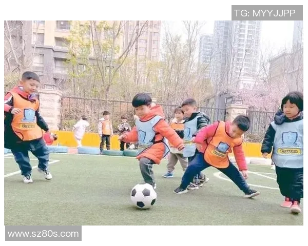 幼儿足球明星的成长之路与精彩瞬间分享视频 幼儿足球明星的成长之路与精彩瞬间分享视频